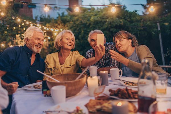 retraites-repas-convivialite-echange-de-maison