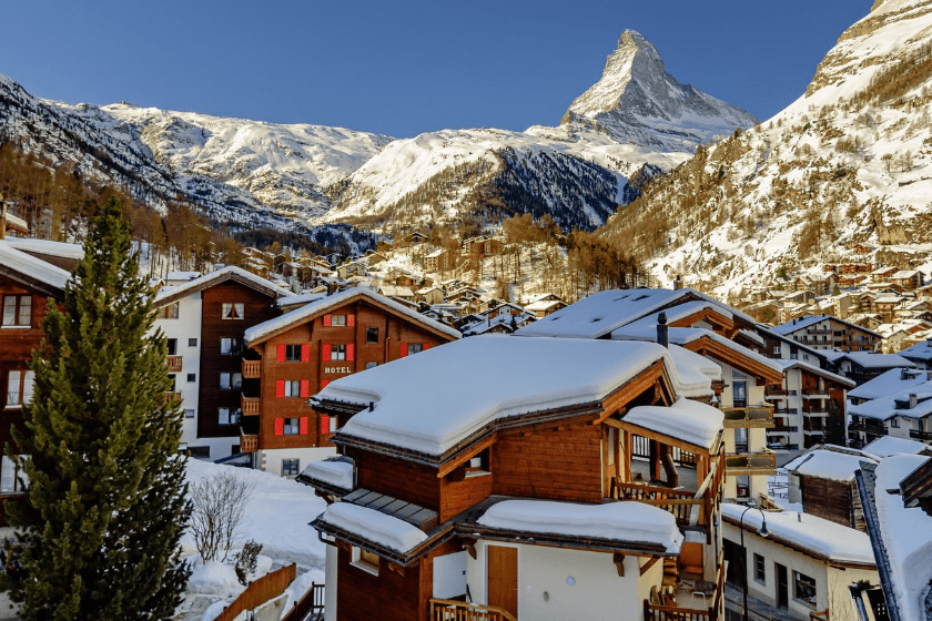 Ou-partir-vacances-hiver-Noel-Zermatt-Suisse
