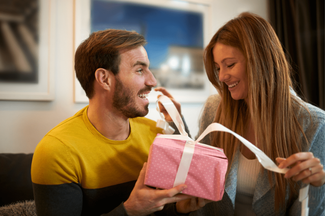 Saint-Valentin : idées cadeaux à offrir à son copain ou son homme