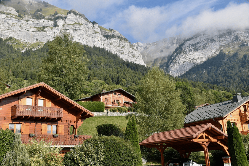 Randonnées en France incontournables hebergement echange de maisons