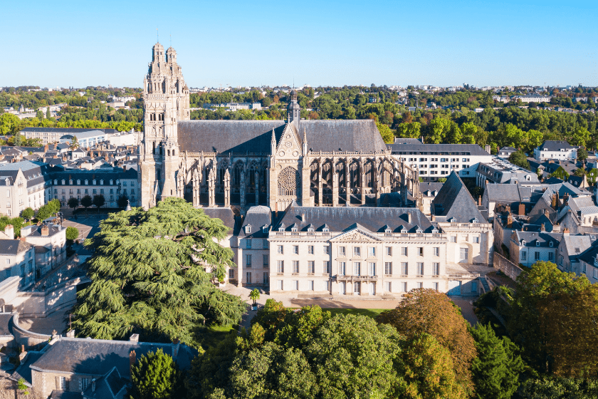 Loire a velo cheap etapes