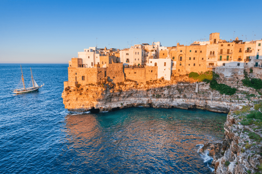 visiter les pouilles polignano a mare