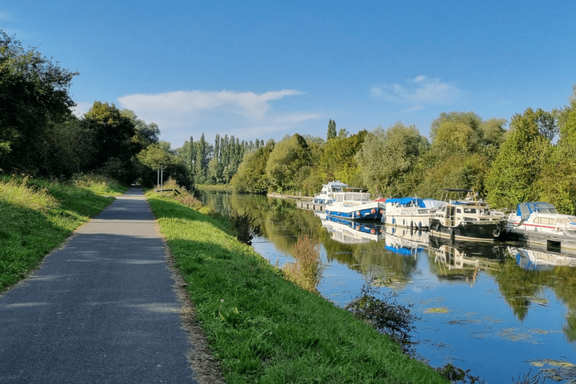 Que faire à Amiens promenade chemin de Halage