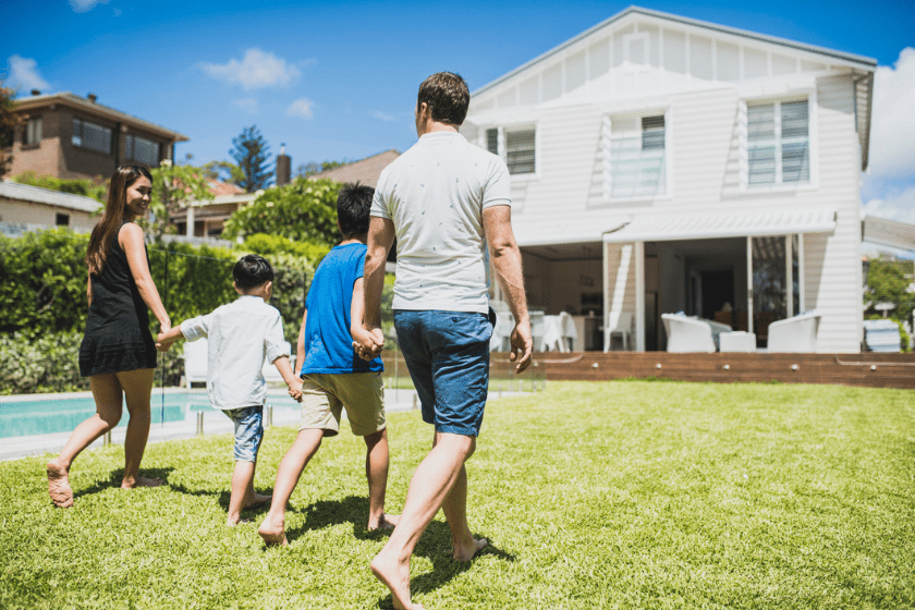 Gardiennage contre logement gratuit HomeExchange comment ça marche