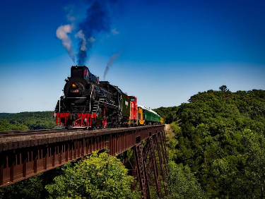 Conseil de membre HomeExchange pour visiter l'Occitanie : prendre le train à vapeur d'Anduze à Saint-Jean du Gard